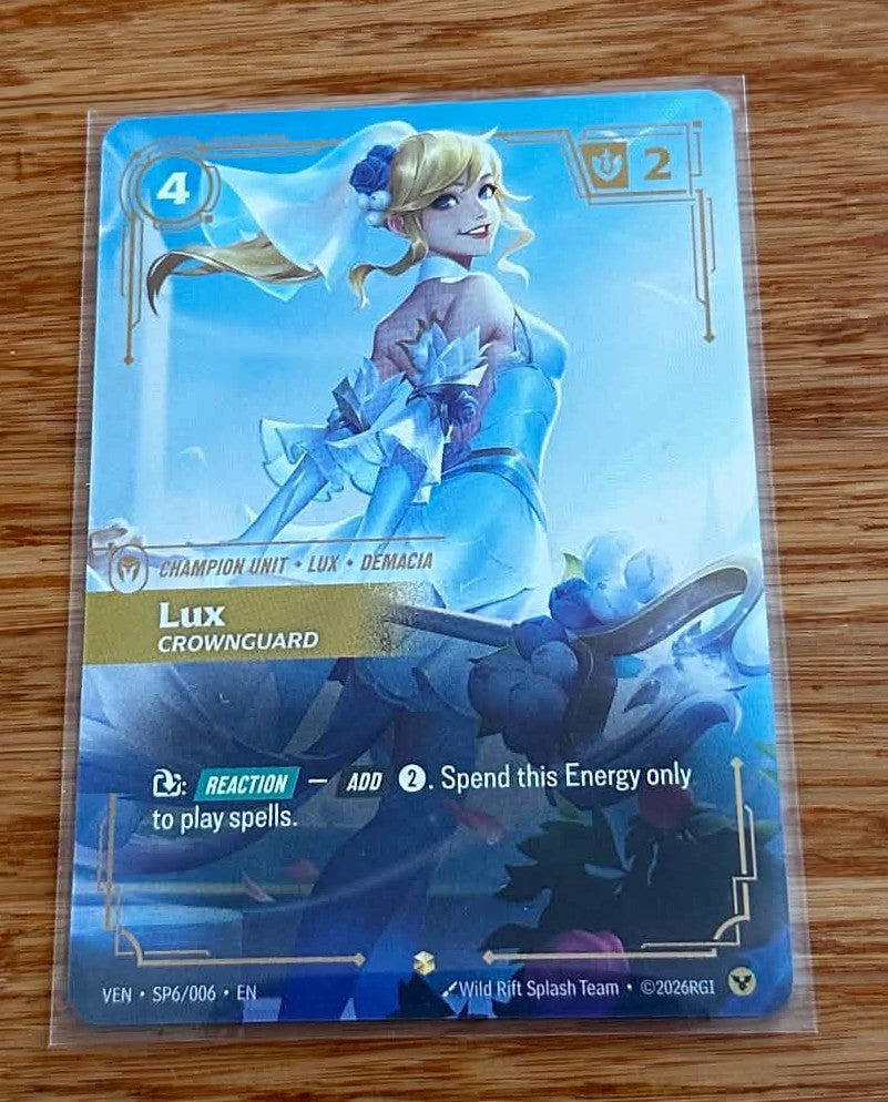 Lux - Crownguard - SP6 - Crystal Rose Alternate Art - NM/M - Riftbound TCG